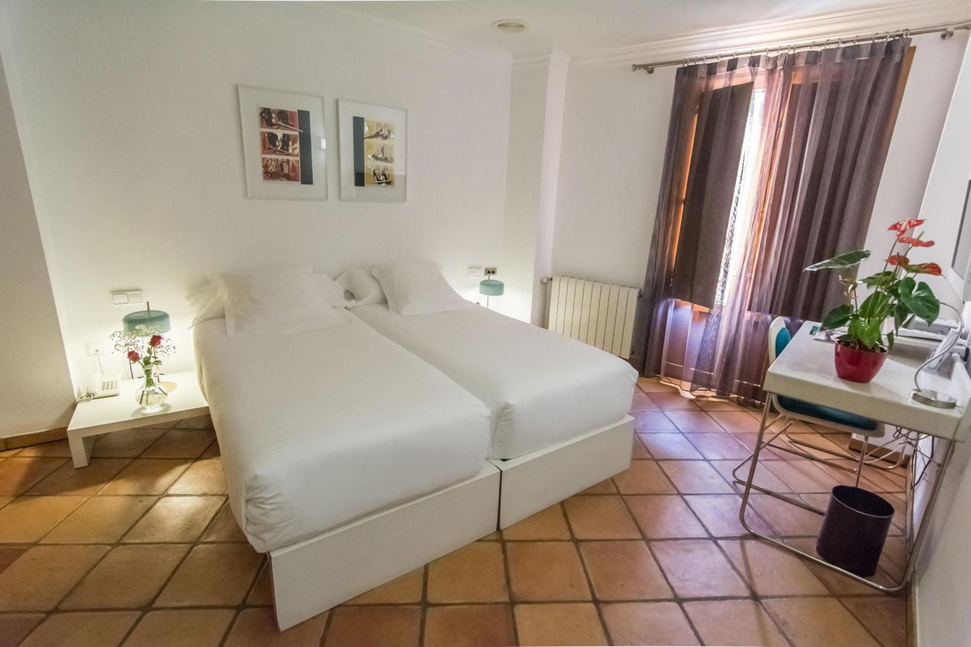 Hotel Nou Roma Denia Exteriör bild